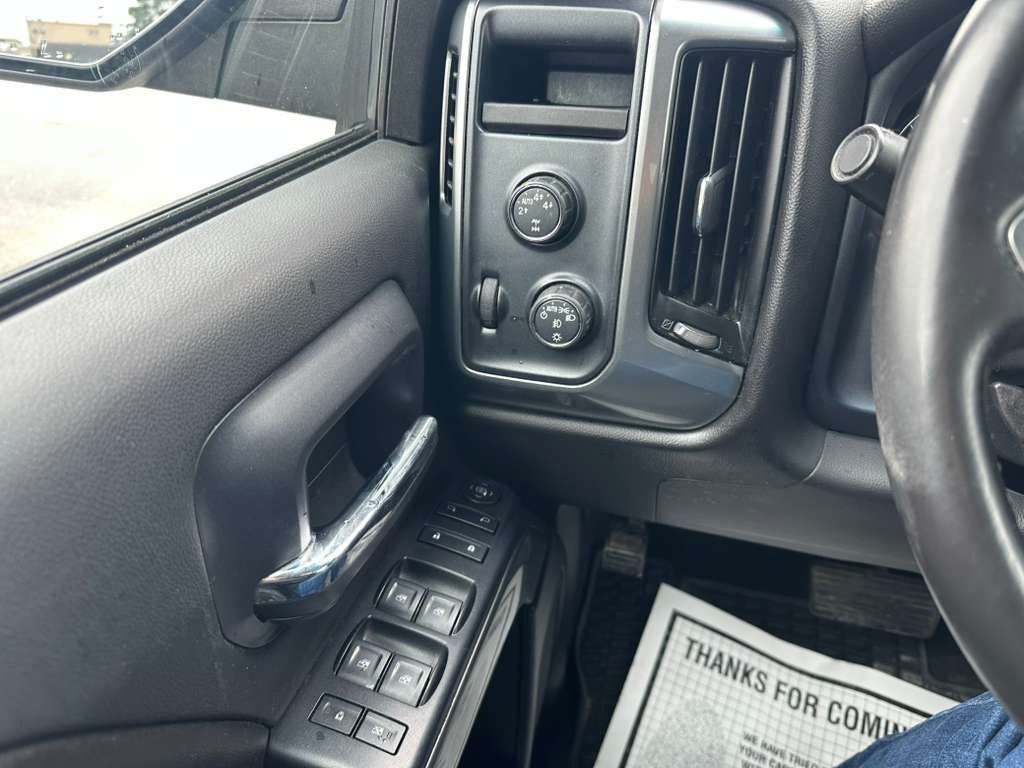 2015 Chevrolet Silverado 1500 Image 19