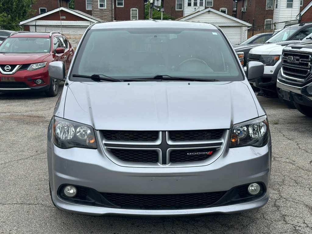 2018 Dodge Grand Caravan Image 2