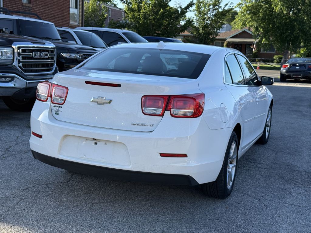 2014 Chevrolet Malibu Image 4