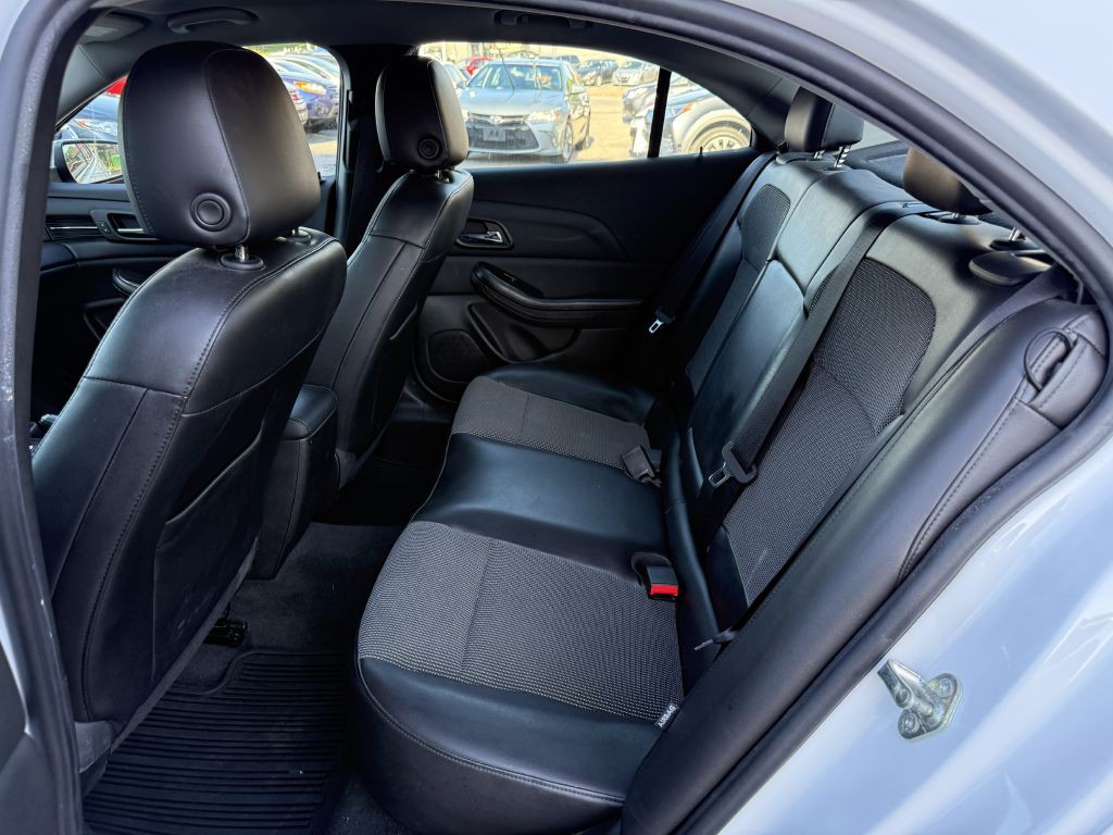 2014 Chevrolet Malibu Image 22