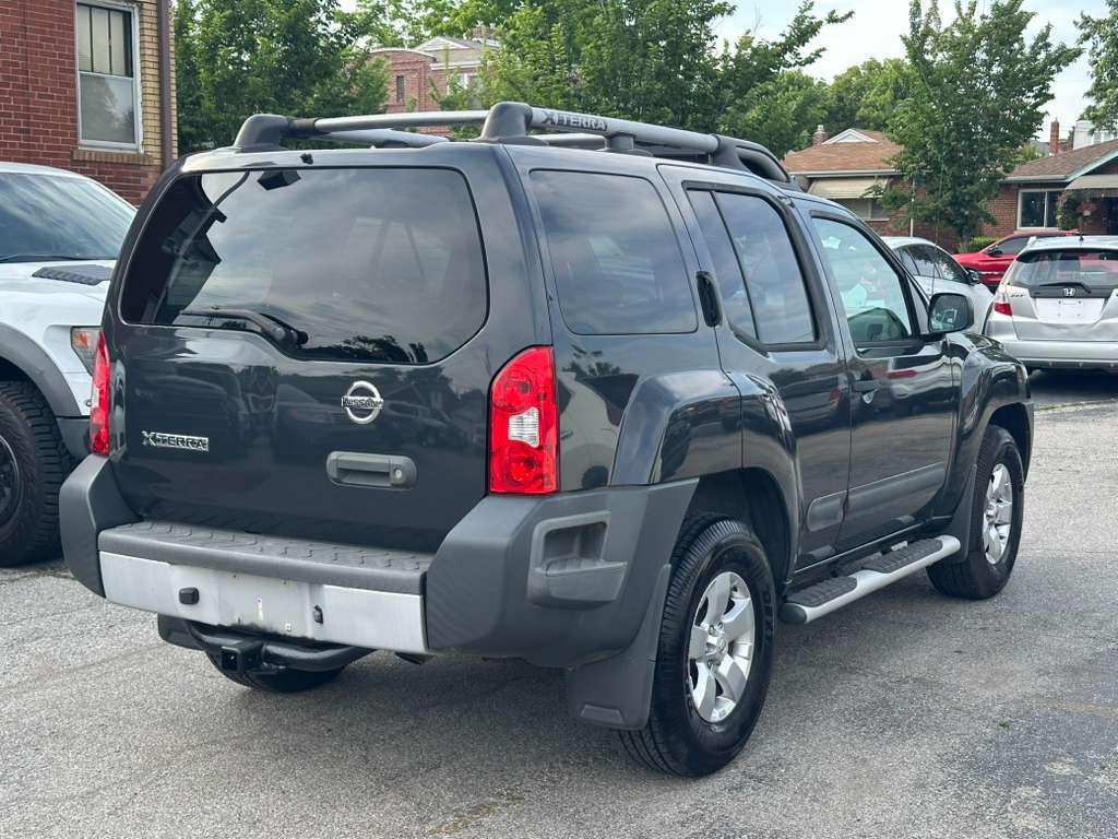 2011 Nissan Xterra Image 4