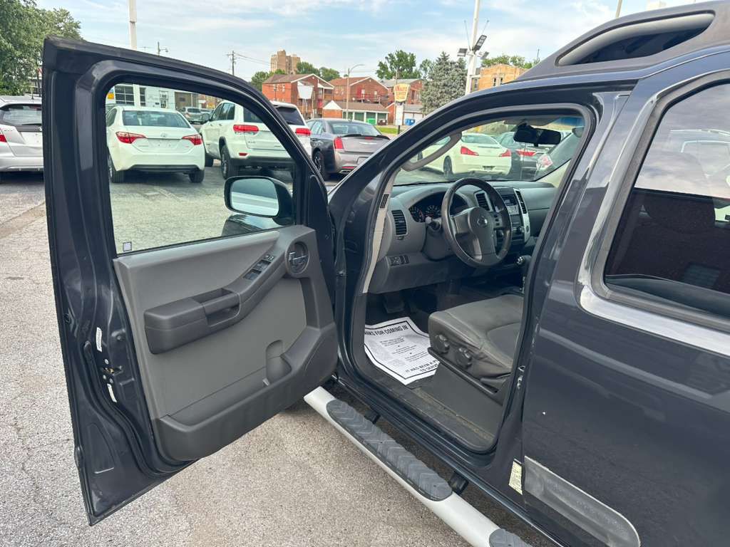 2011 Nissan Xterra Image 10