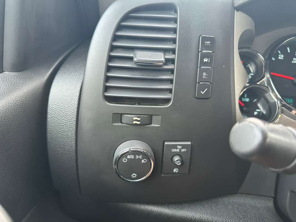 2012 Chevrolet Silverado 1500 Image 20