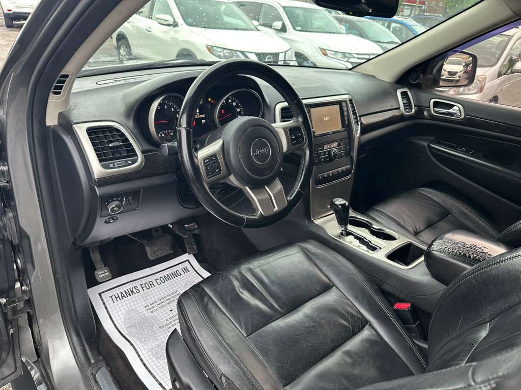 2012 Jeep Grand Cherokee Image 10