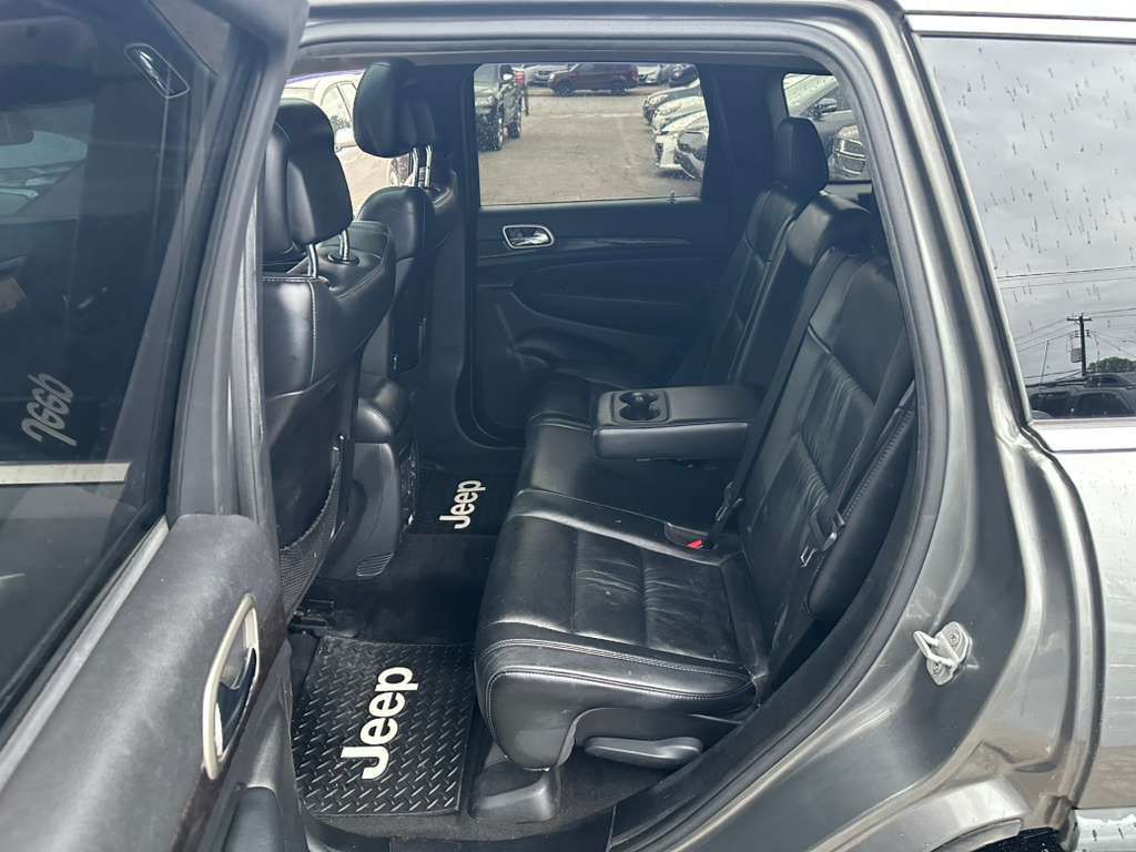 2012 Jeep Grand Cherokee Image 21