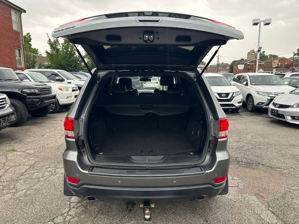 2012 Jeep Grand Cherokee Image 22