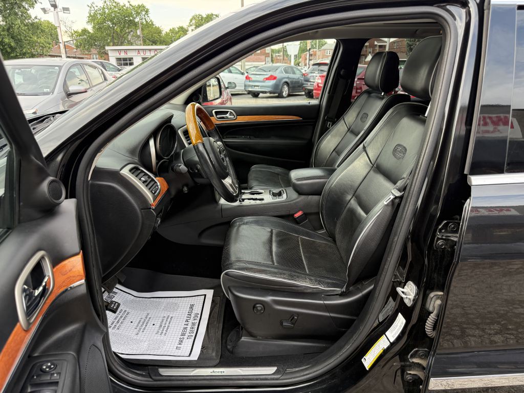 2012 Jeep Grand Cherokee Image 12
