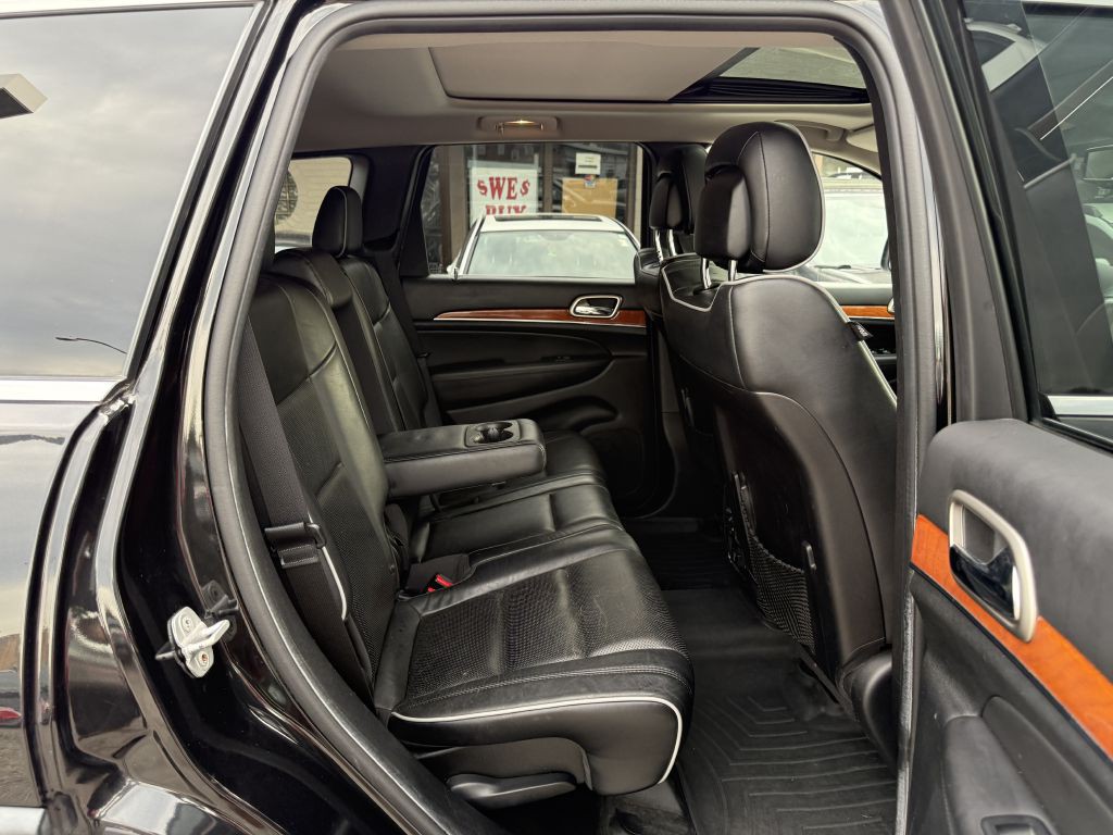 2012 Jeep Grand Cherokee Image 25