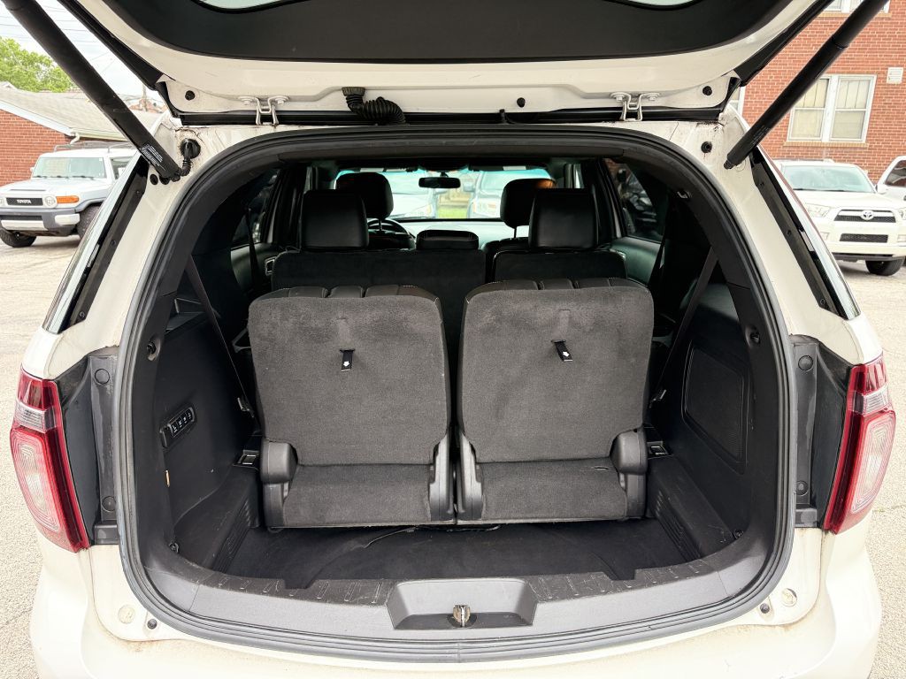 2015 Ford Explorer Image 9