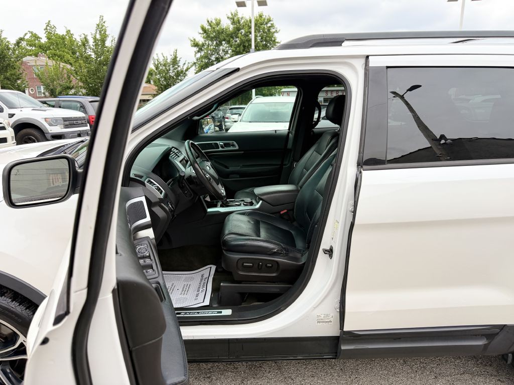 2015 Ford Explorer Image 11