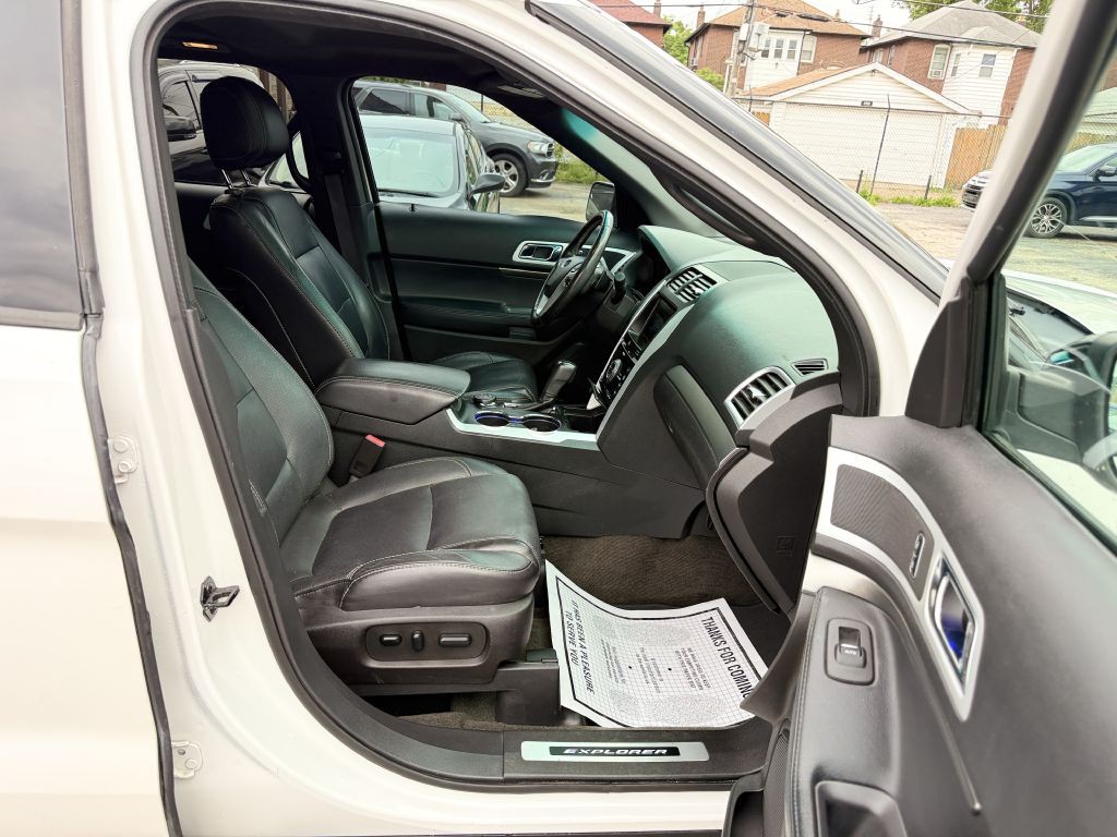 2015 Ford Explorer Image 19