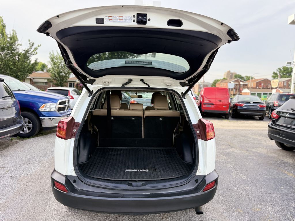 2014 Toyota Rav4 Image 8