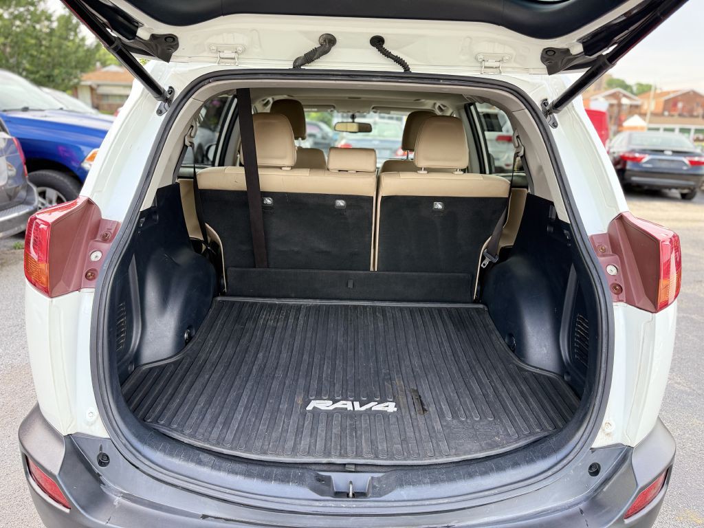 2014 Toyota Rav4 Image 9
