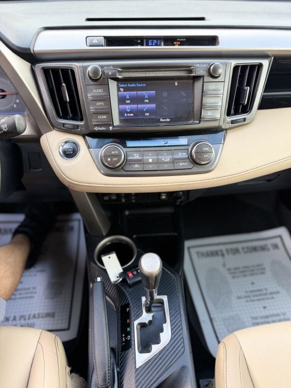 2014 Toyota Rav4 Image 17