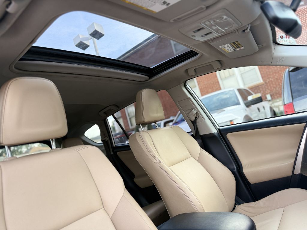 2014 Toyota Rav4 Image 18