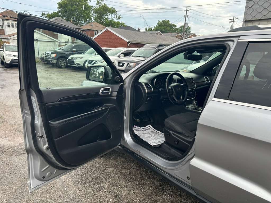 2019 Jeep Grand Cherokee Image 9