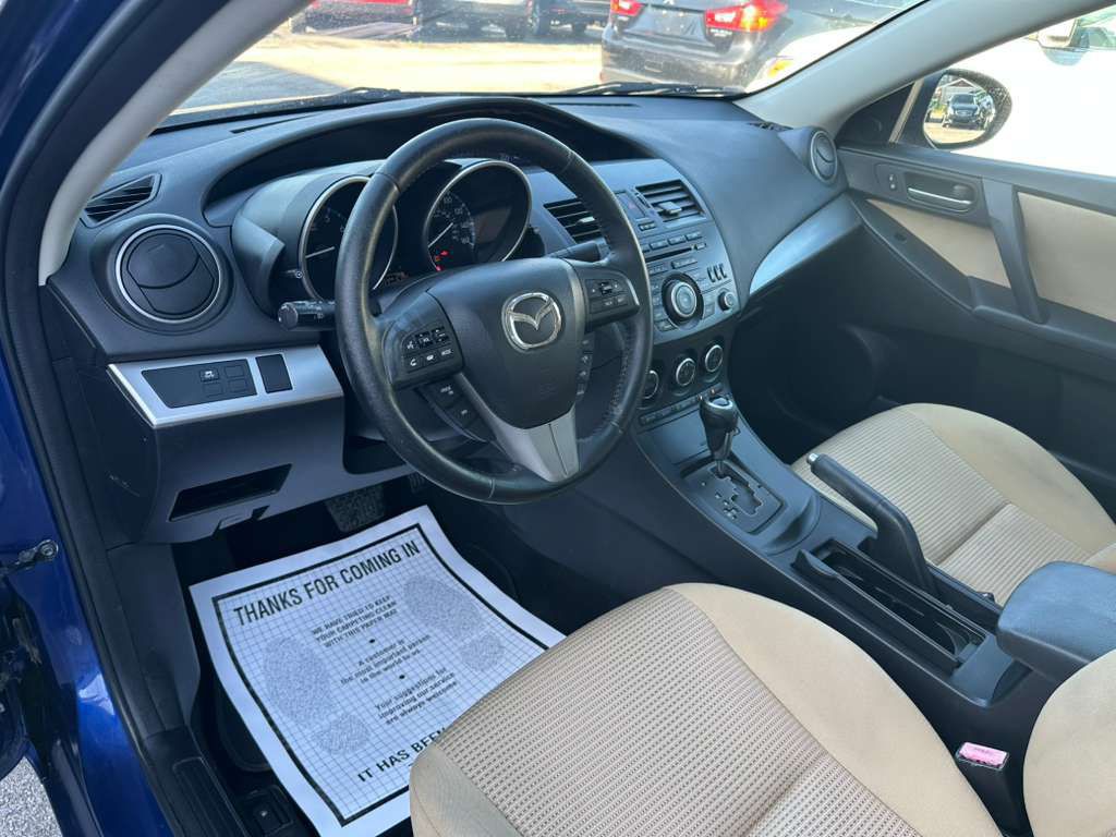 2013 Mazda Mazda3 Image 12