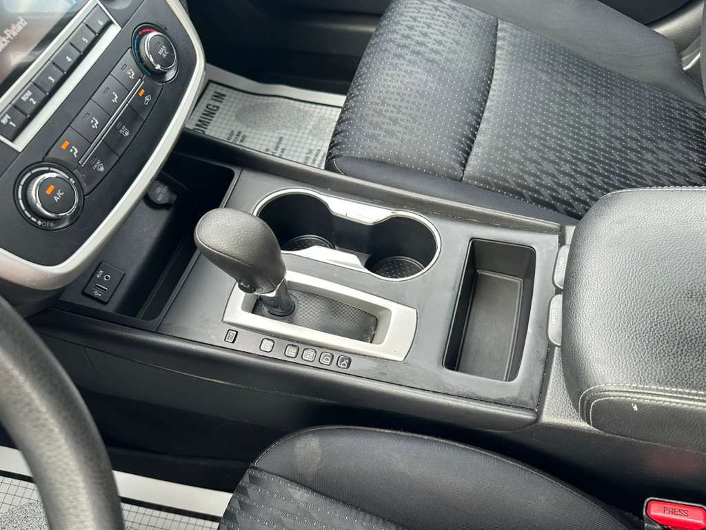 2017 Nissan Altima Image 17