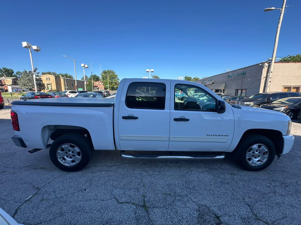 2011 Chevrolet Silverado 1500 Image 4