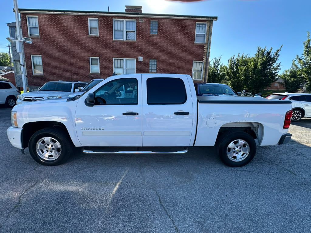 2011 Chevrolet Silverado 1500 Image 5