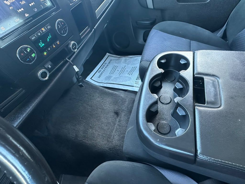 2011 Chevrolet Silverado 1500 Image 18
