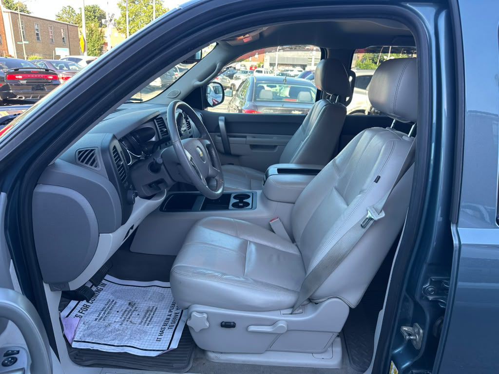 2013 Chevrolet Silverado 1500 Image 11