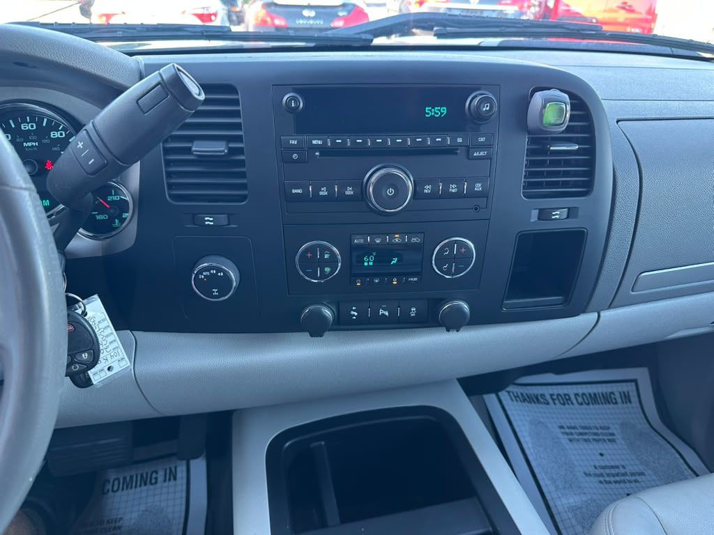 2013 Chevrolet Silverado 1500 Image 16