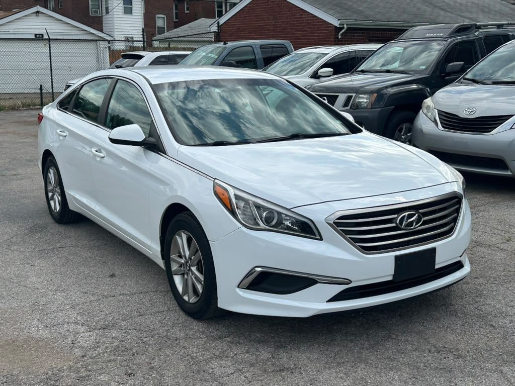 2016 Hyundai Sonata Image 1