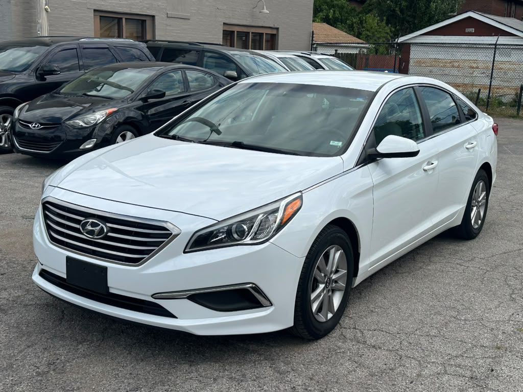 2016 Hyundai Sonata Image 3