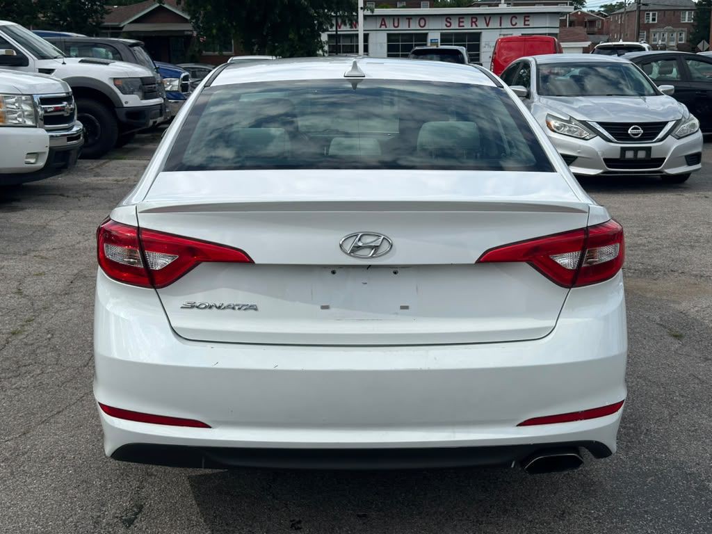 2016 Hyundai Sonata Image 8