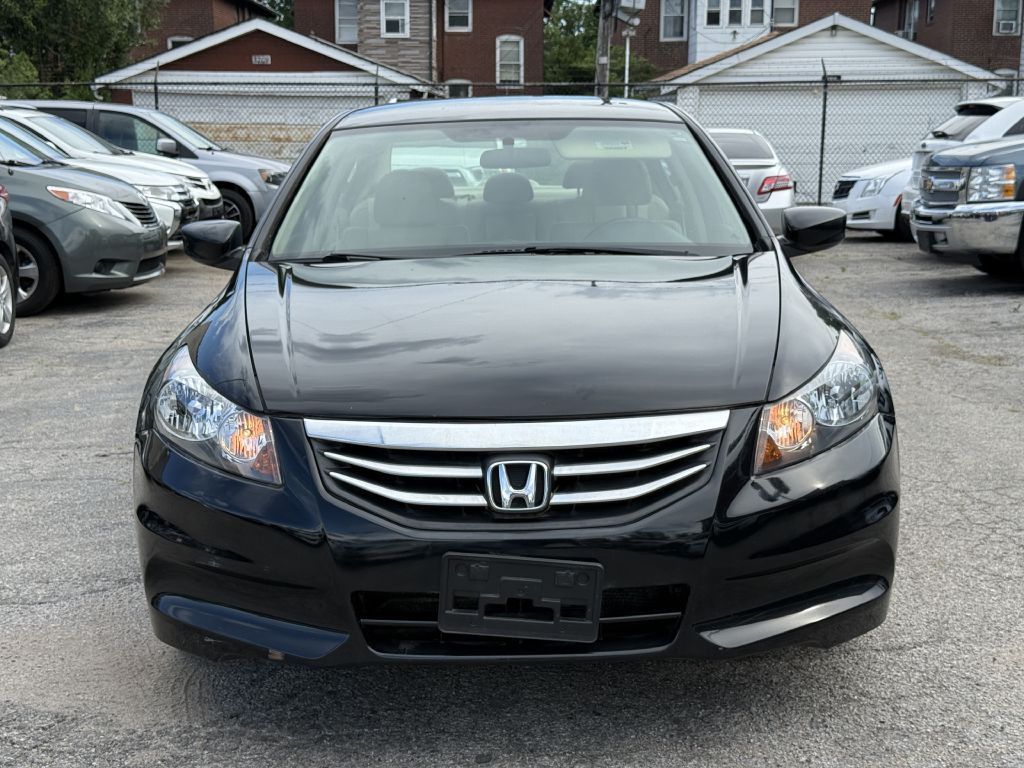 2012 Honda Accord Image 2