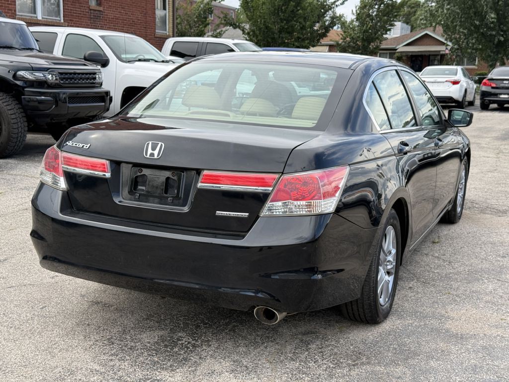 2012 Honda Accord Image 4