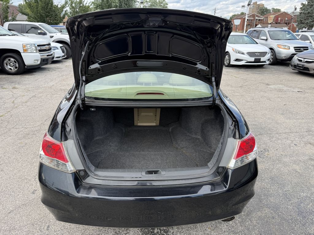 2012 Honda Accord Image 8