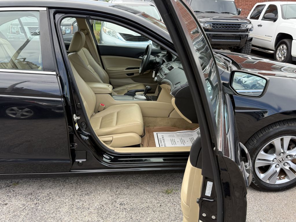 2012 Honda Accord Image 19