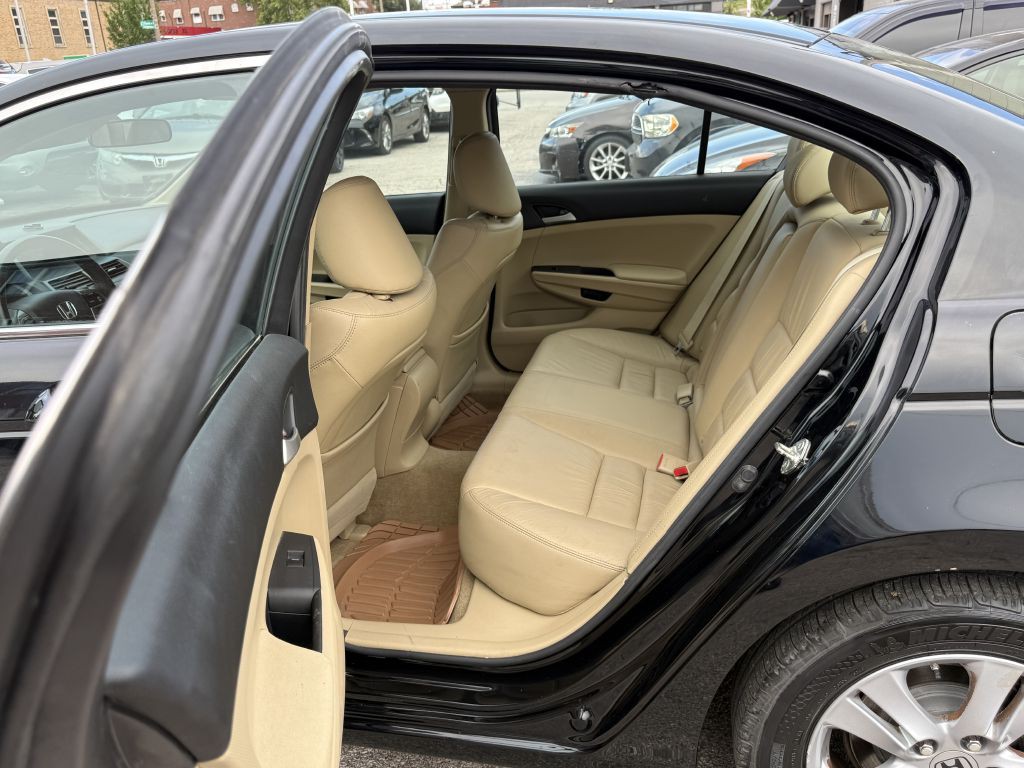 2012 Honda Accord Image 23