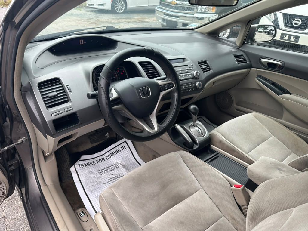 2010 Honda Civic Image 11
