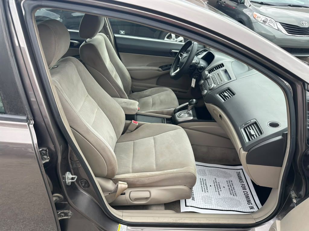 2010 Honda Civic Image 13