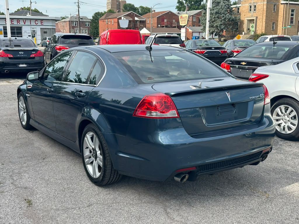 2009 Pontiac G8 Image 8