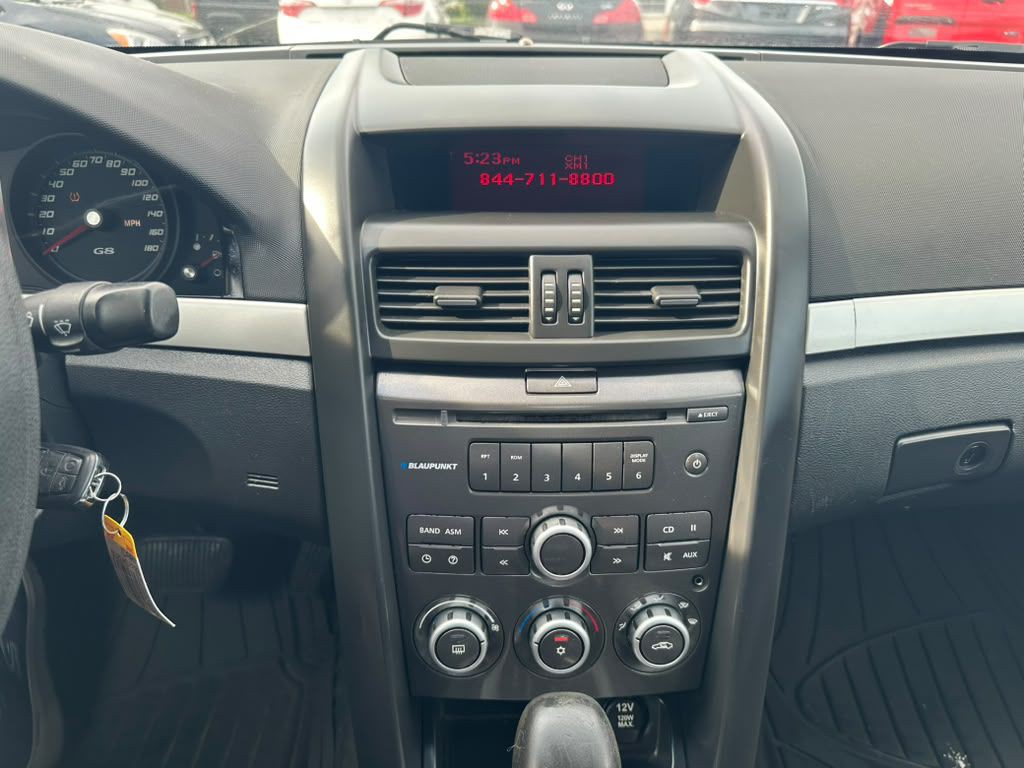 2009 Pontiac G8 Image 16
