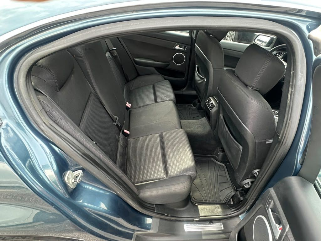 2009 Pontiac G8 Image 19