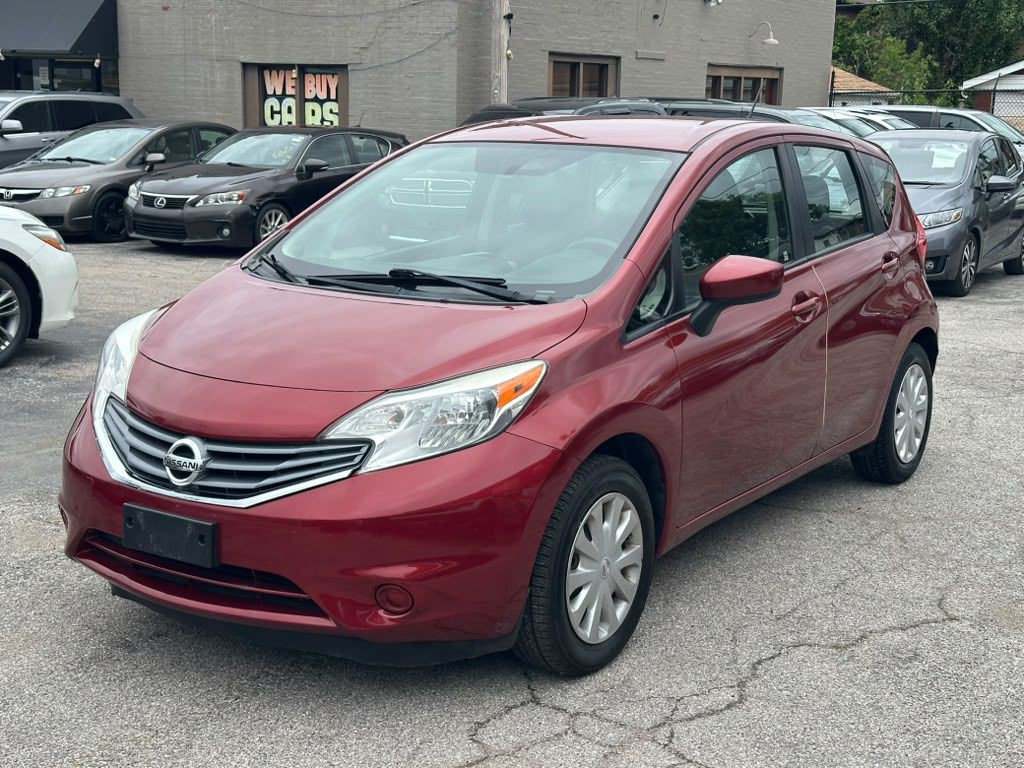 2016 Nissan Versa Image 3