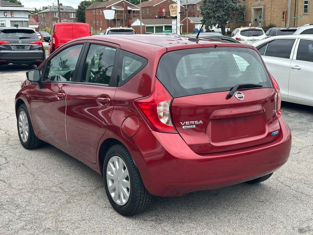 2016 Nissan Versa Image 8