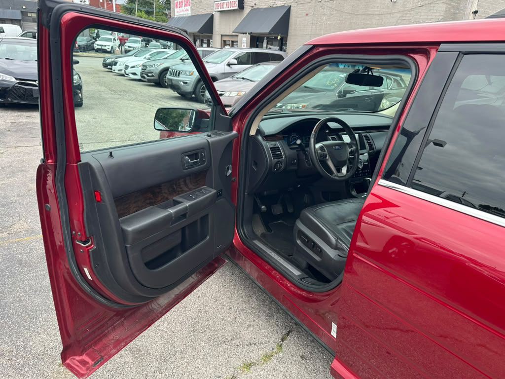 2019 Ford Flex Image 9