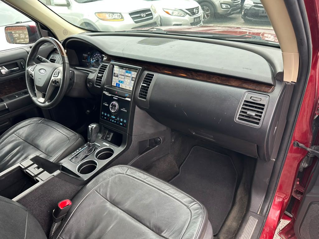 2019 Ford Flex Image 13