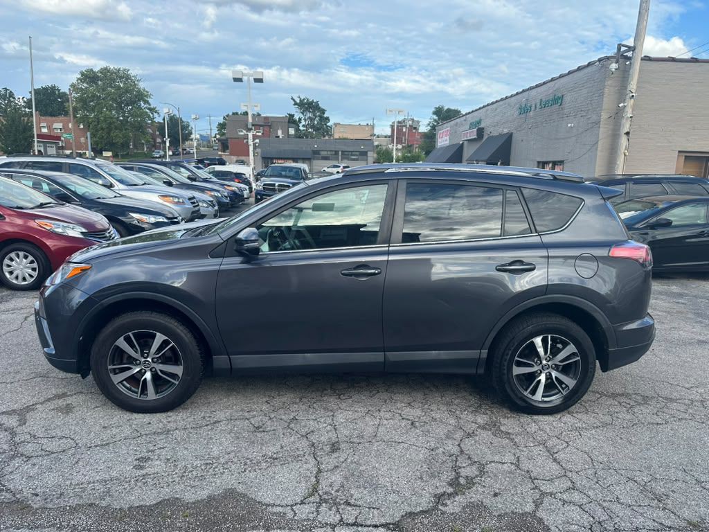 2018 Toyota Rav4 Image 5