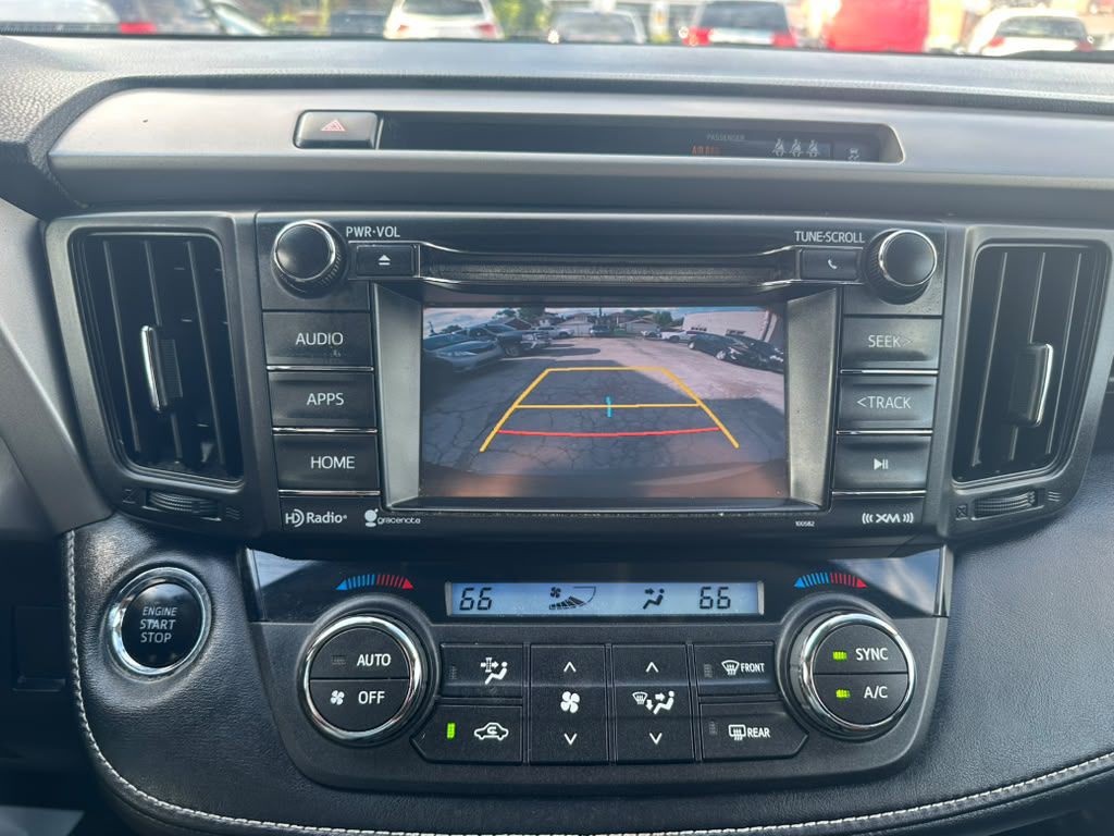 2018 Toyota Rav4 Image 17