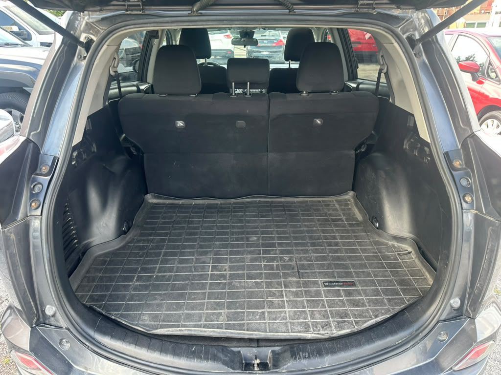 2018 Toyota Rav4 Image 23