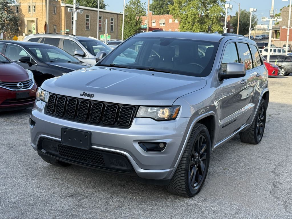 2017 Jeep Grand Cherokee Image 1