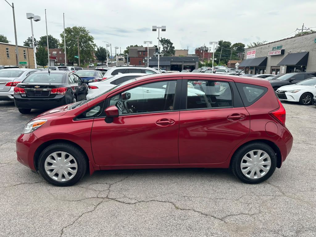 2015 Nissan Versa Image 5
