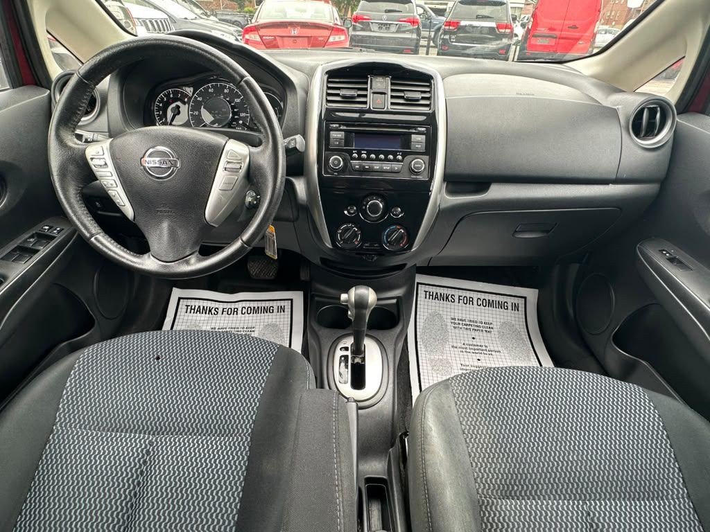 2015 Nissan Versa Image 14
